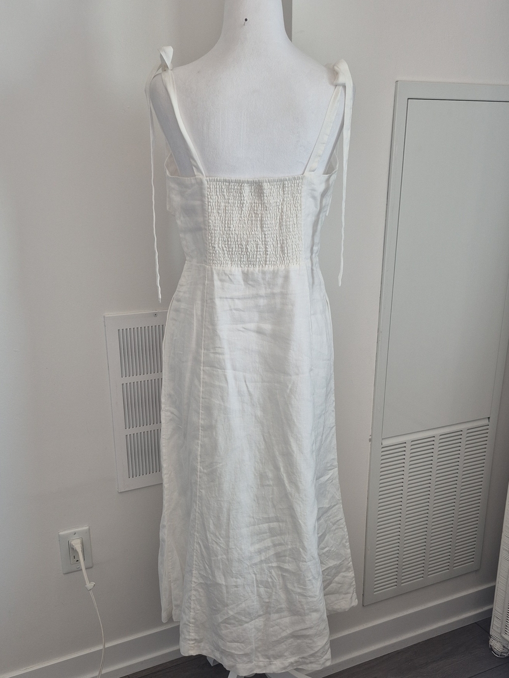Wilfred White Button-Front Midi Dress - Picture 5 of 11